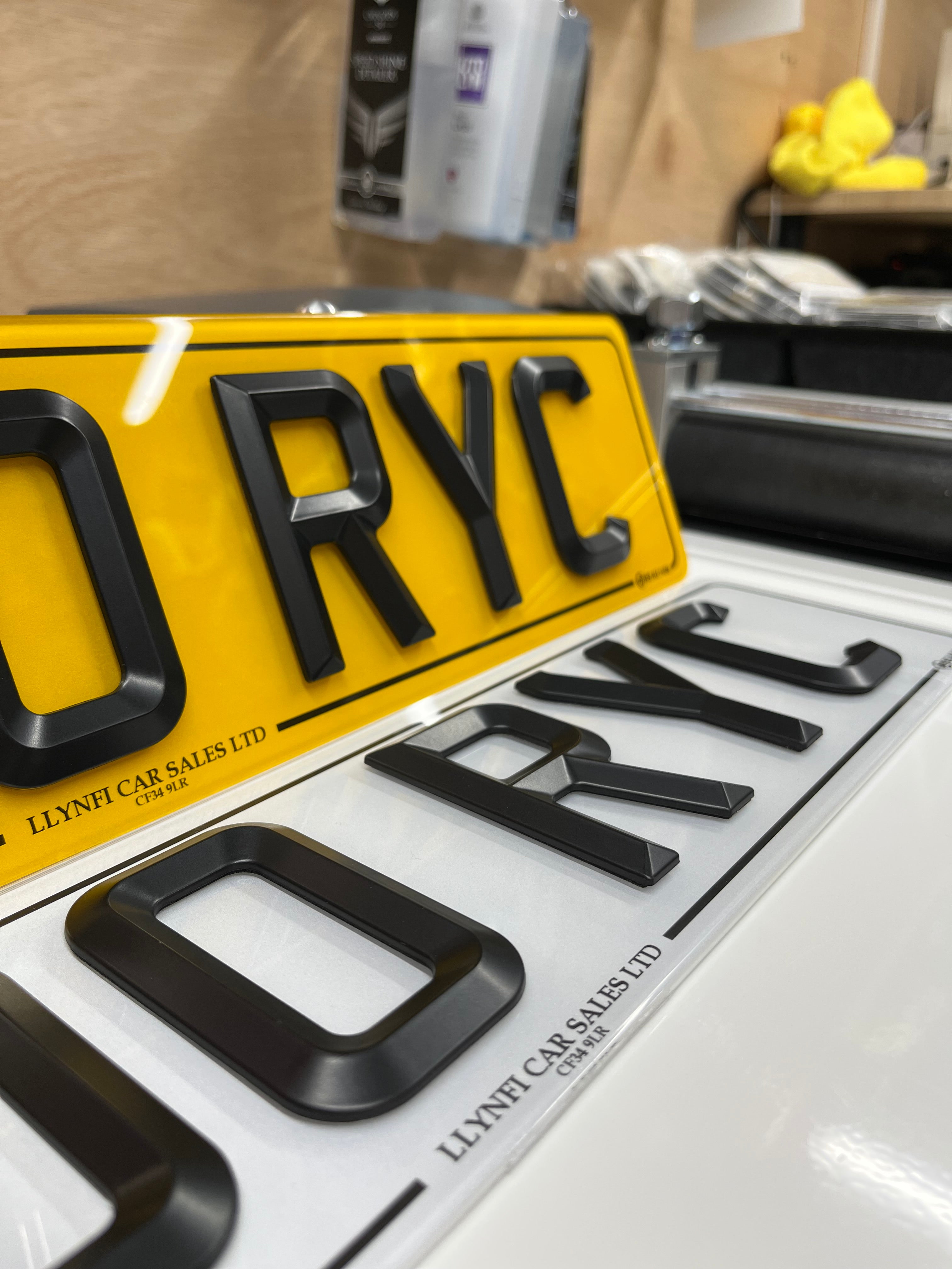 Retro Bevelled Plates